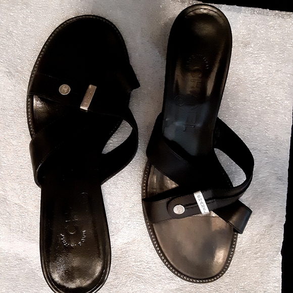 VINTAGE CHANEL LOW HEEL PUMPS, SIZE 37.5 - Picture 5 of 14